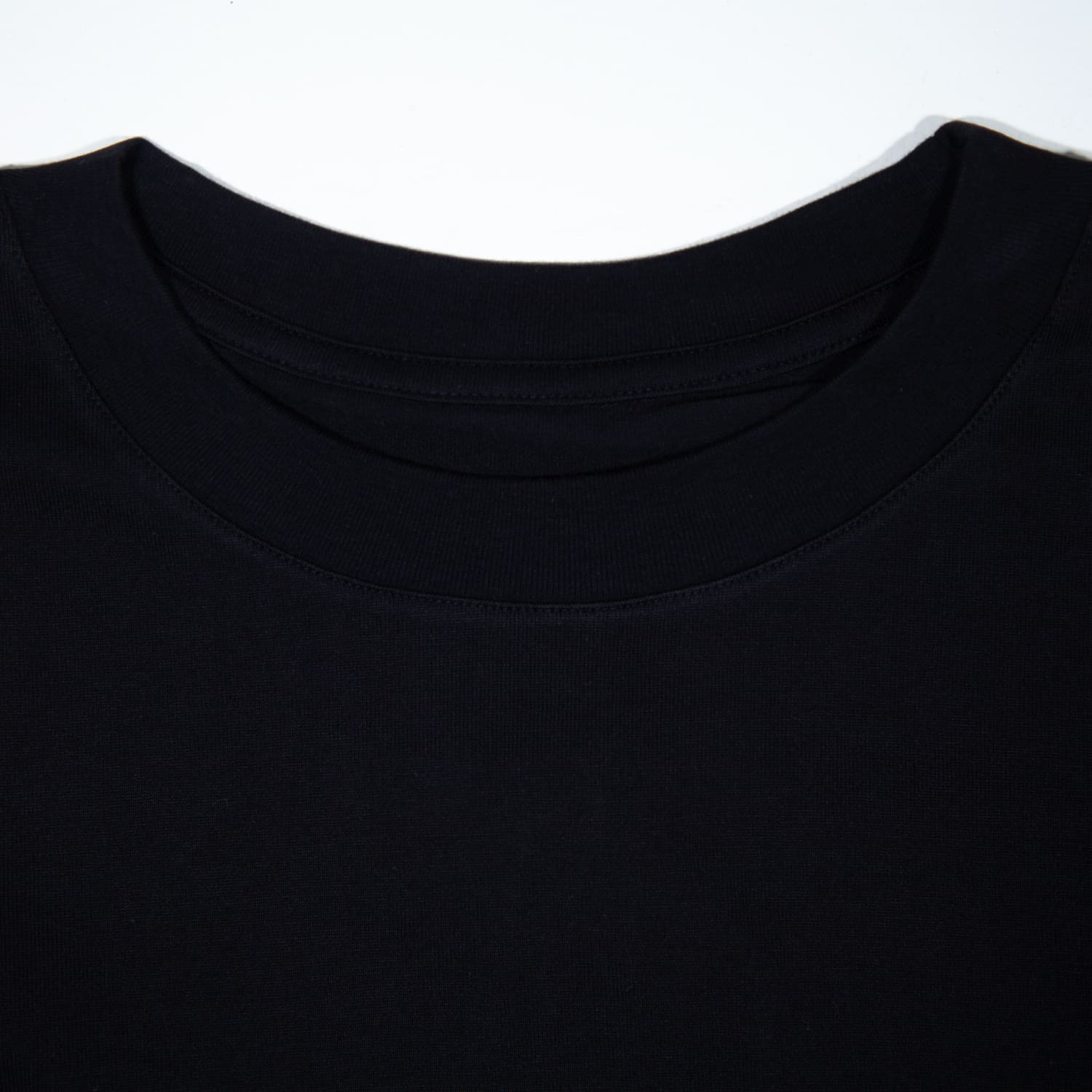 20210210撮影黒Tシャツ_2